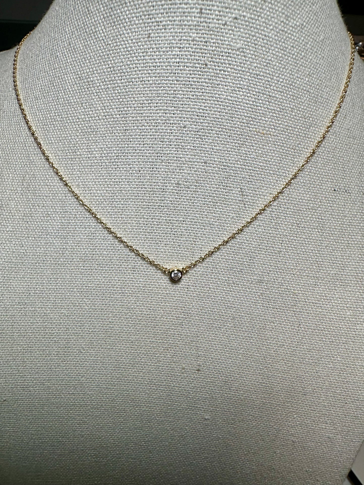 Mini amour necklace